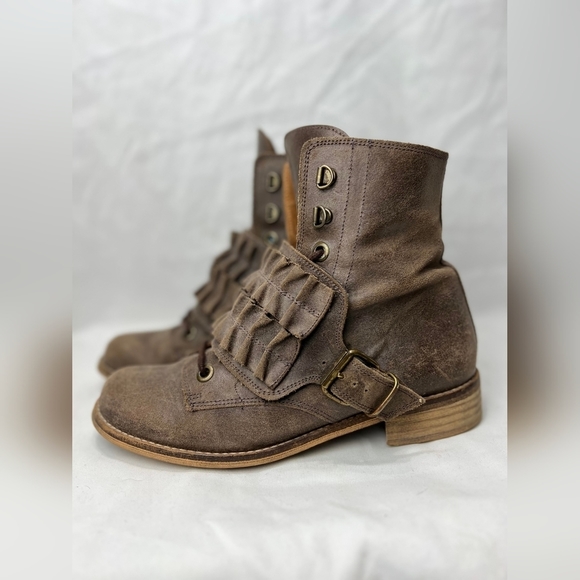 Steve Madden | Monett leather ruffle boots 8 - Picture 5 of 6